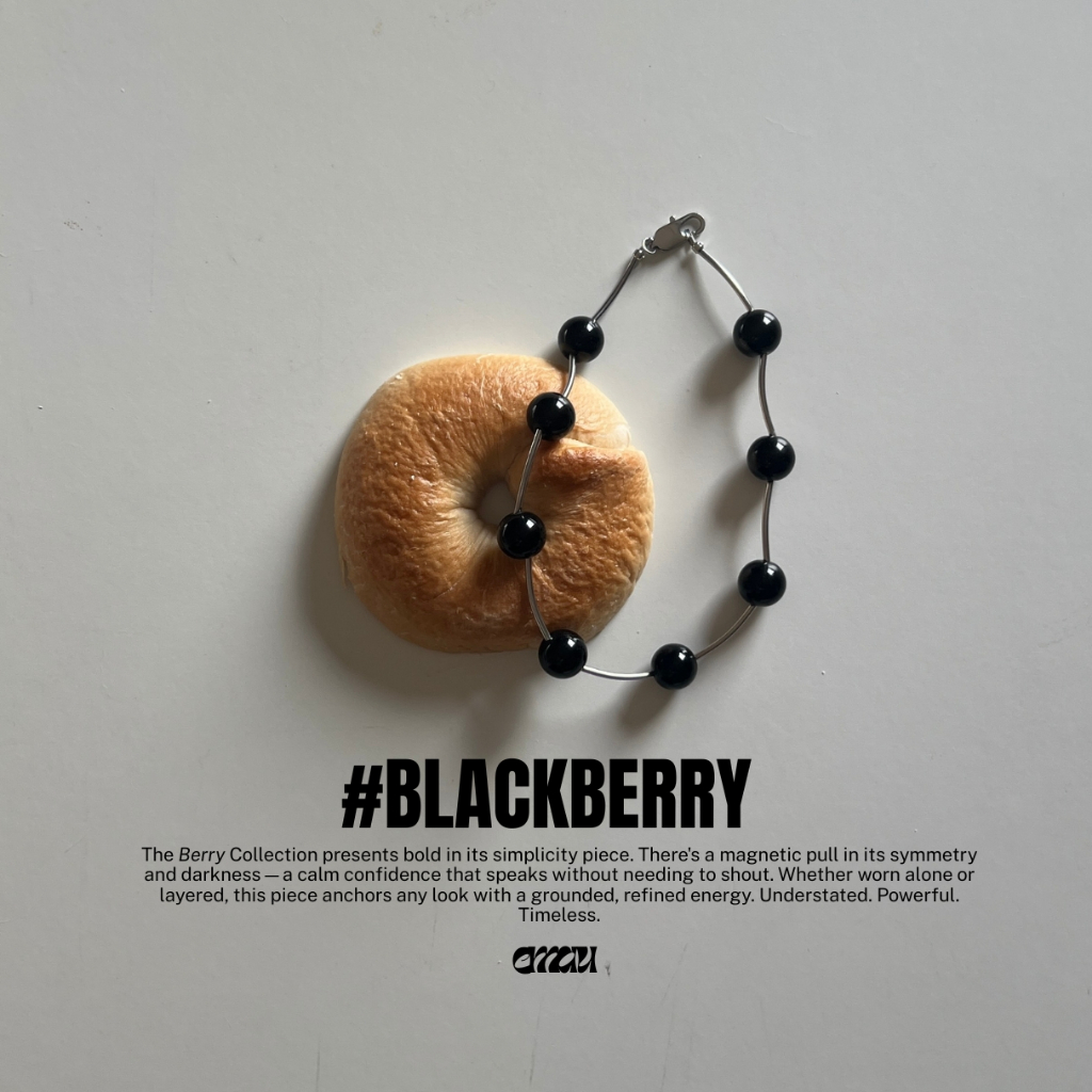 EMAU- Blackberry the Black Agate Stones with Metal Tube Necklace สร้อยหินดำอาเกตสลับ