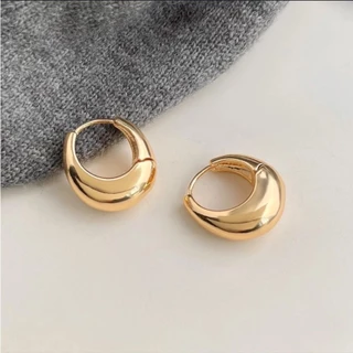พร้อมส่ง! ราคา/คู่ ต่างหูรุ่น Classic Dome Hoop ต่างหูห่วงมินิมอลทรงโค้งมน ห่วงหนาเรียบหรู ล็อกแน่น เนื้องานเกาหลีคุณภาพ
