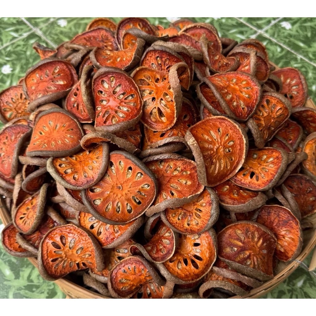 มะตูมตากแห้ง Dried bael fruit มะตูมอบแห้ง Dried bael fruit สมุนไพร น้ำมะตูมแห้ง ชามะตูม มะตูมแห้งพร้