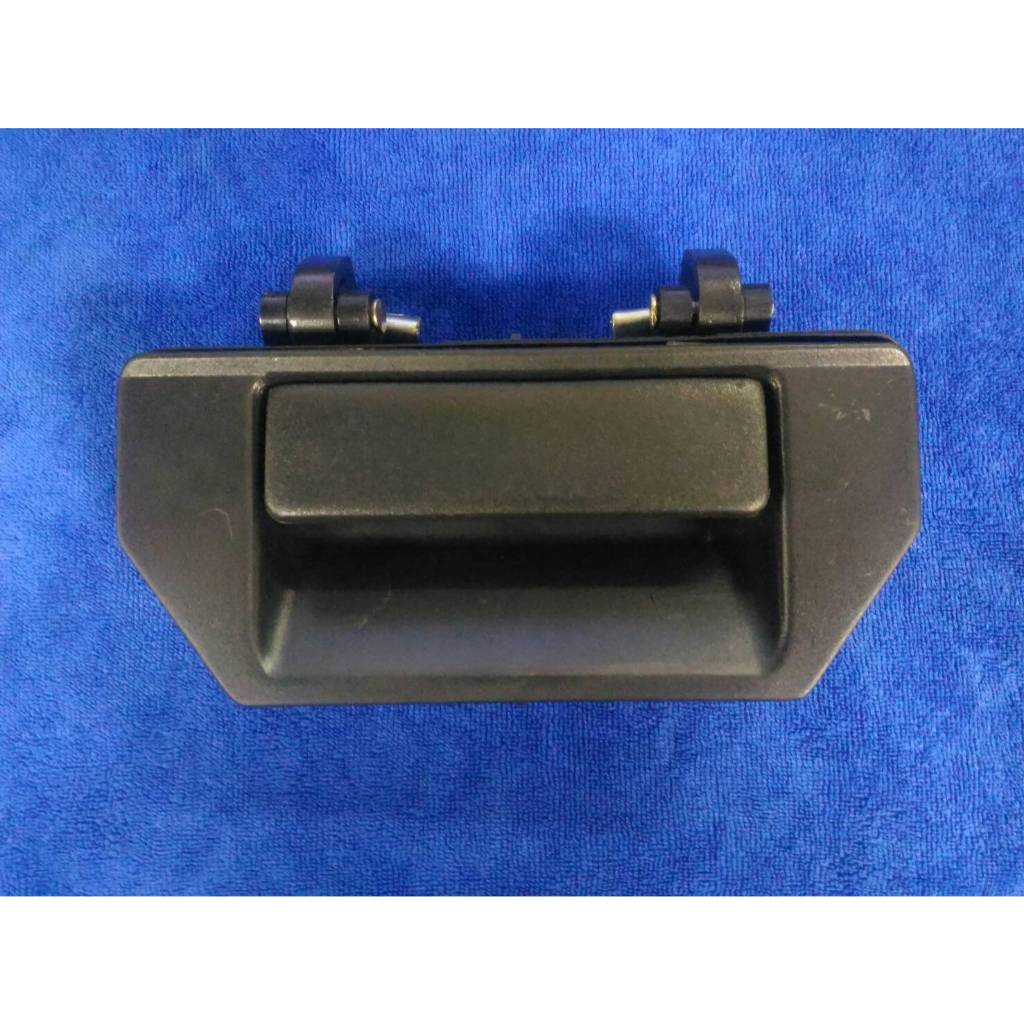 💕RJ เปิดท้าย กลาง นิสสัน บิ๊กเอ็ม / ฟรอนเทียร์ / NV สินค้าตรงรุ่นรถ *ได้รับสินค้า1ชิ้น* NISSAN BIG-M