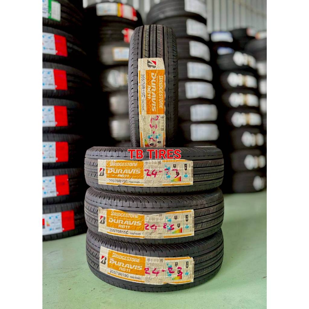 ยางรถยนต์ 205/70R15C DURAVIS R611 // BRIDGESTONE (ยางใหม่ค้างปี 2023)