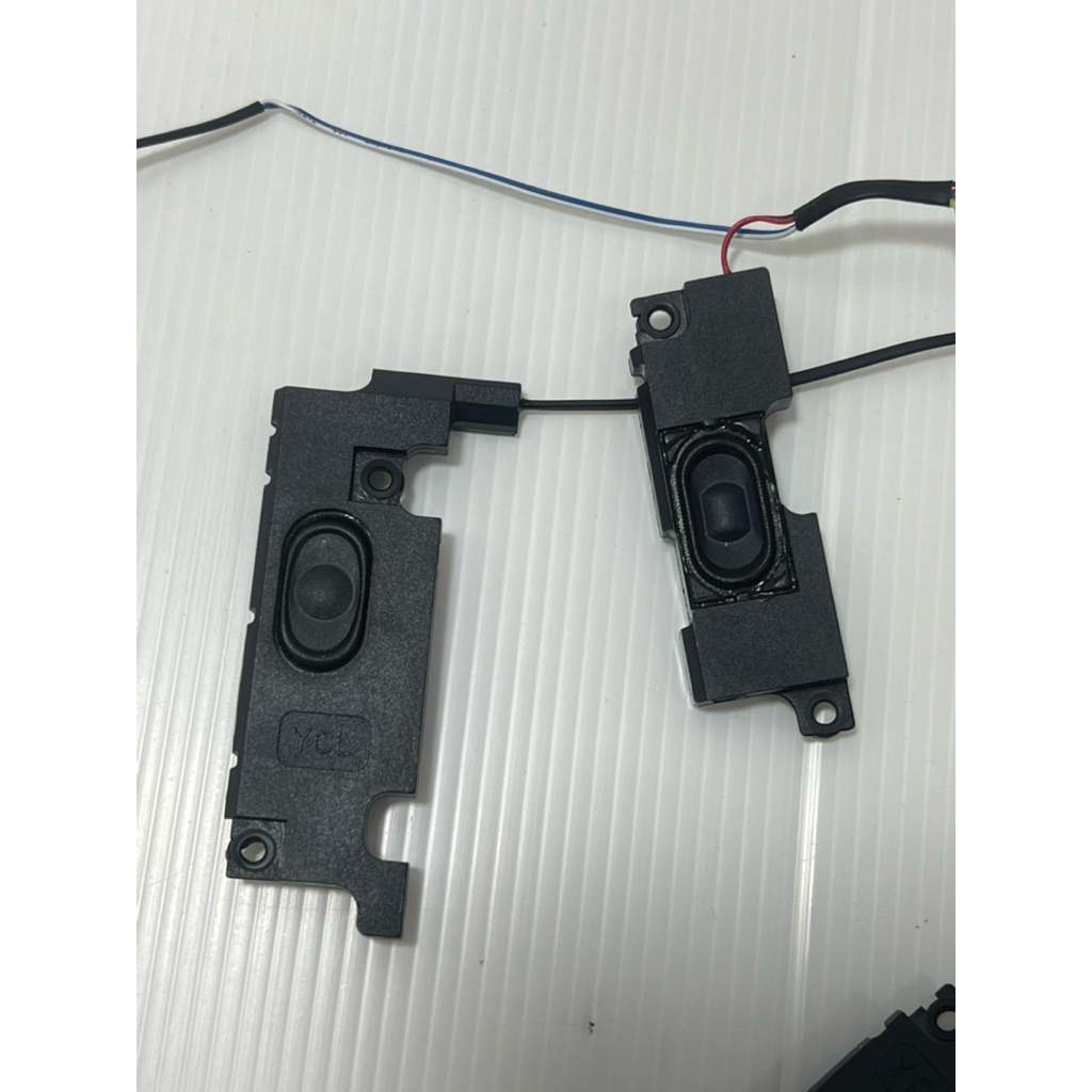 ลำโพงมือสอง Lenovo ThinkPad T460,T450 สินค้าเทสแล้วใช้งานได้เสียงไม่แตกใช้งานได้ปกติ