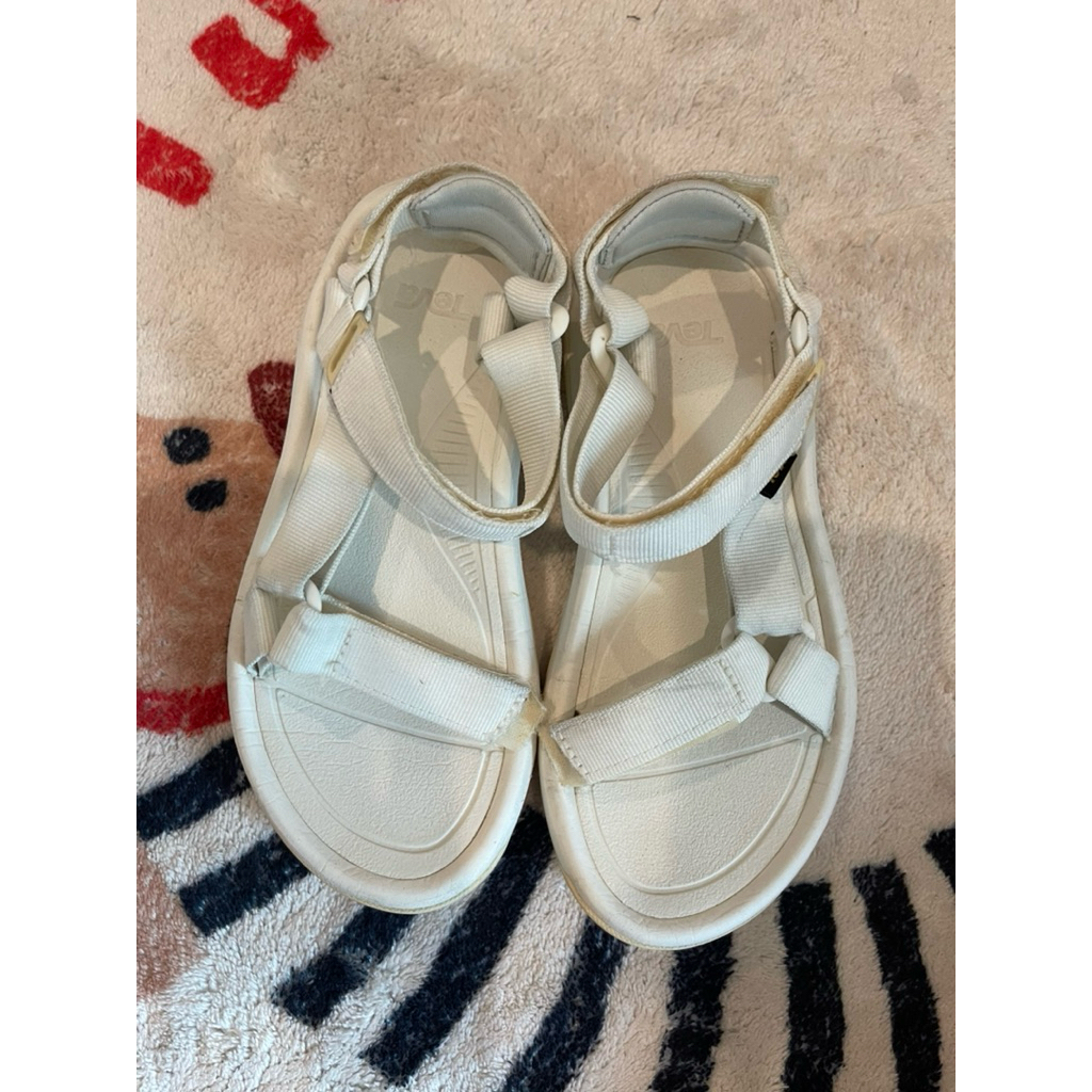 รองเท้ารัดส้นTeva เฮอริเคนมือสองของแท้