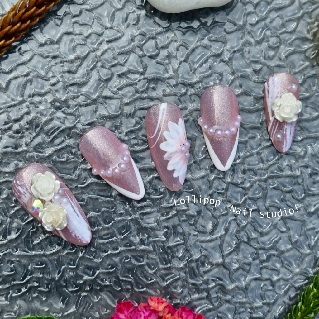 013 เล็บปลอมแฟชั่น พร้อมอุปกรณ์ในชุด (พร้อมส่ง) | Lollipop Nail Studio