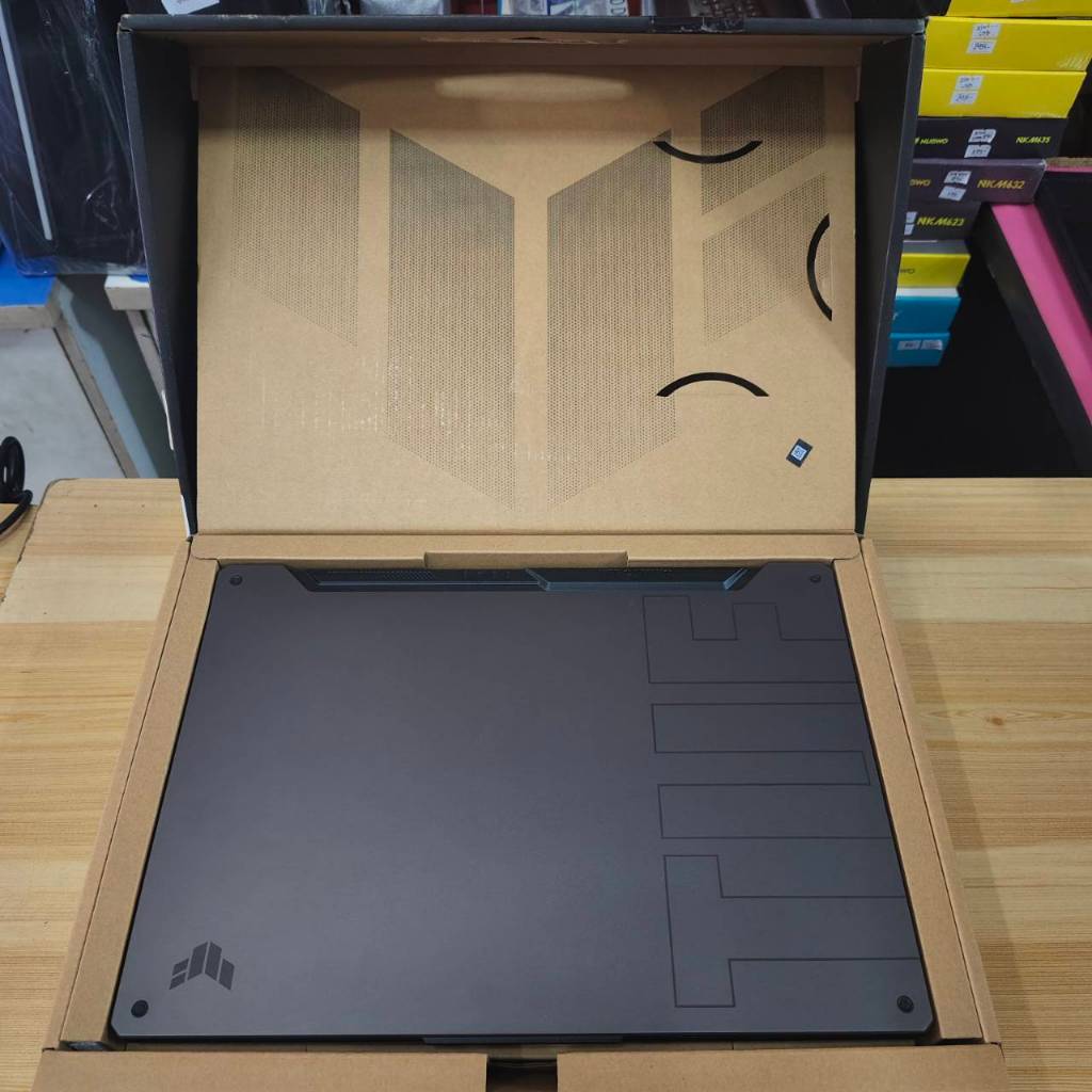 ASUS TUF GAMING A15 FA506IC-HN011T สภาพเครื่อง 95%