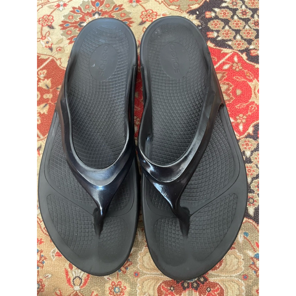 รองเท้าลำลองoofosมือสองสภาพดี