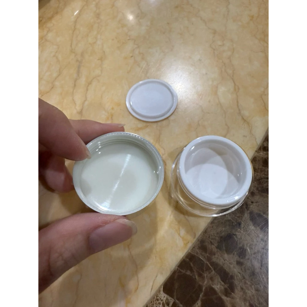 [พร้อมส่ง/แท้] รองพื้นสกินแคร์ Suqqu Skincare Cream Tint Foundation  แบบแบ่งขาย thumbnail 5