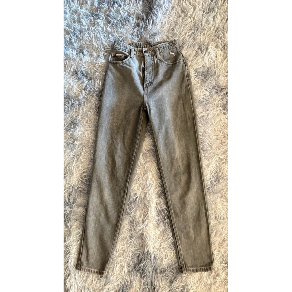 กางเกงยีนส์vintage ขายาวเอวสูงสีเทา แบรนด์Puma แท้