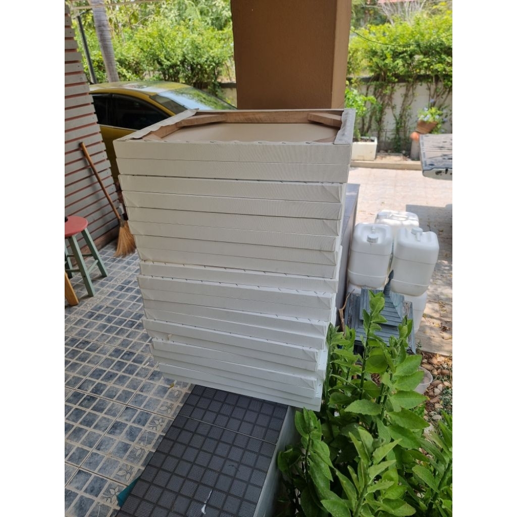 เฟรมผ้าใบวาดรูป canvas ขนาด 20x 20 ราคา 65 บาท