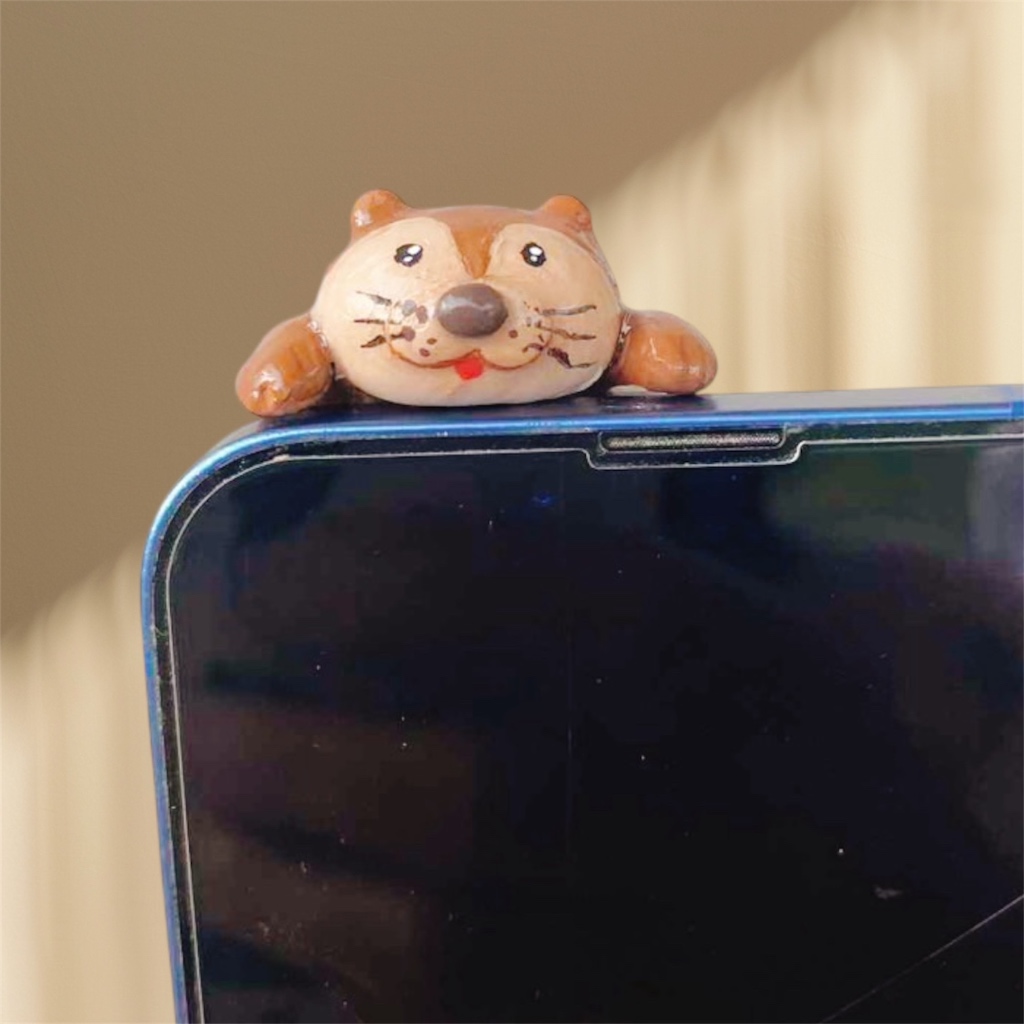 Hipper phoneนาก ตัวเกาะโทรศัพท์นากดินปั้น Hipper / พวงกุญแจที่ห้อยมือถือแฮนด์เมด Otter Clay Charm