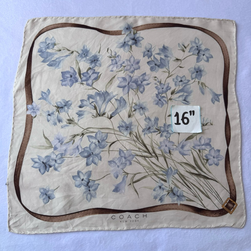 Coach ผ้าเช็ดหน้า โค้ช ลายดอกไม้