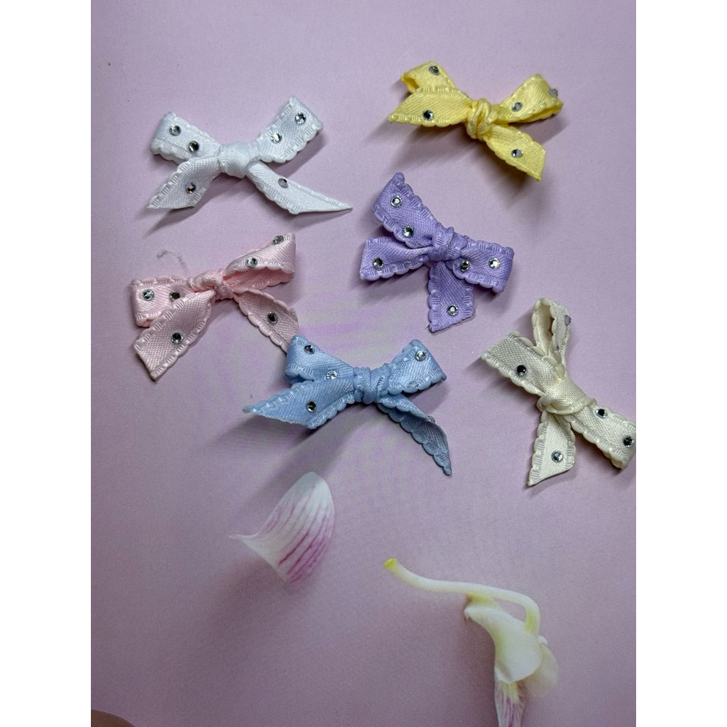 Madoreโบว์เล็กhandmadeขนาโบว์4cmขนาดกิ๊บ2cmตัวกิ๊บเป็นพลาสติกเแบบGymboree ไม่กินเนื้อเส้นผมปลอดภัยกับเด็กและสัตว์เลี้ยง