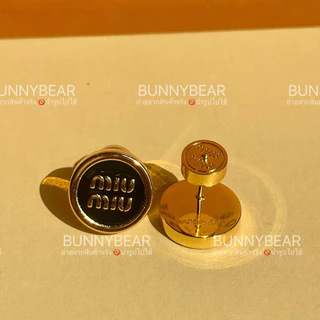 ต่างหู M.I.U. รุ่น ENAMELED METAL ด้านหลังปั้มชื่อแบรนด์