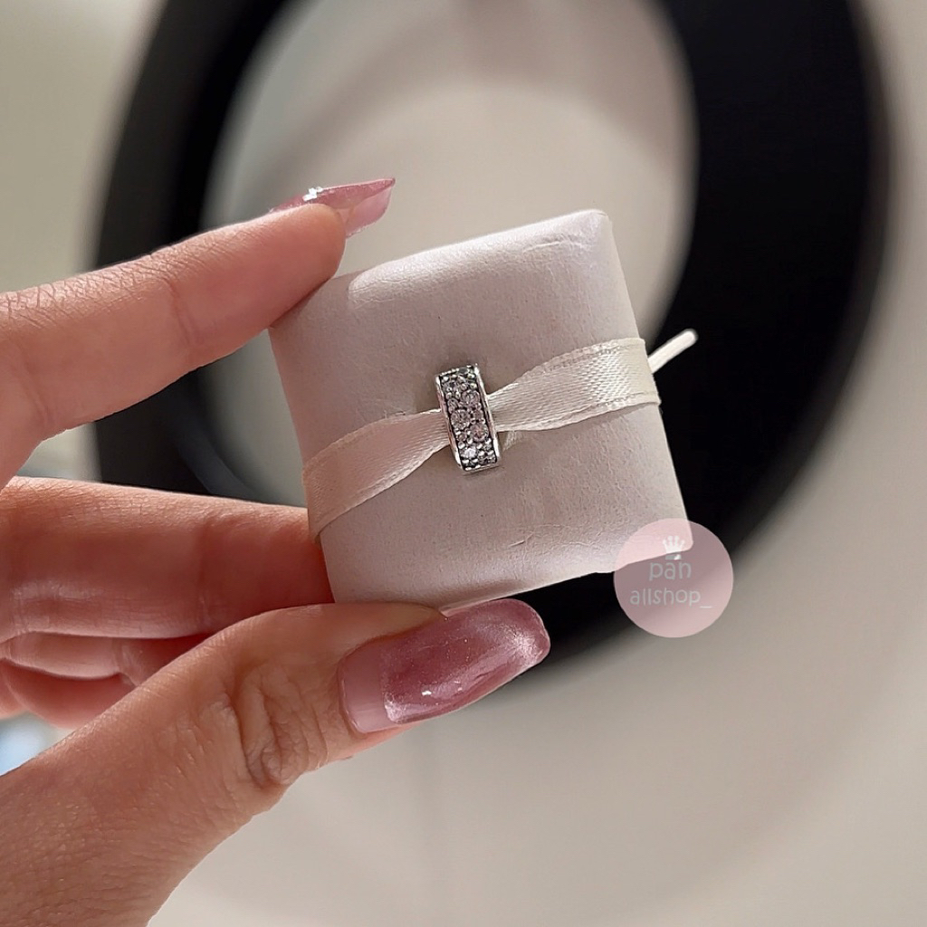 (ของแท้100%)Pandora silver clip คลิปเพชร ซิกเนเจอร์