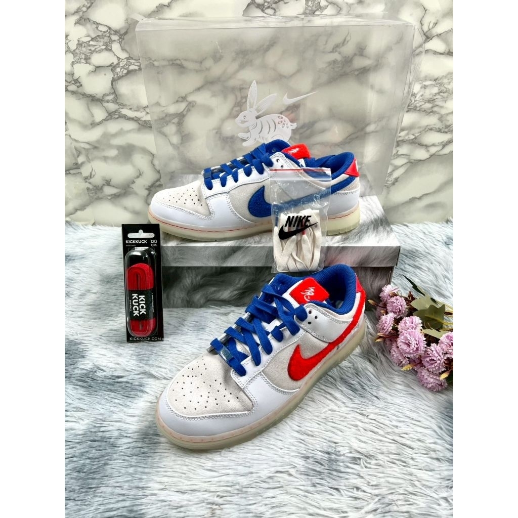 Nike dunk low retro prm
WHITE/CRIMSON-SAIL

Size 9 UK/ 44 EUR/ 28 CM

🐰 ราคา 4,900 บาท 🐰


