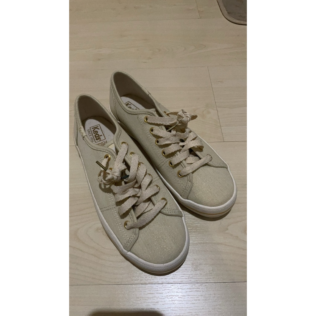รองเท้า Keds ของใหม่ ไม่เคยใช้