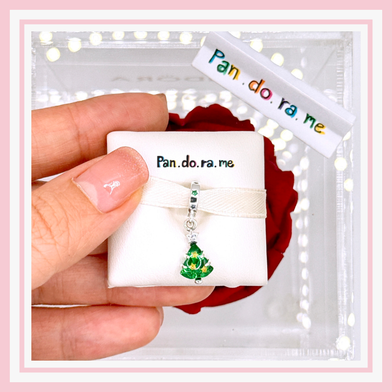 [พร้อมส่ง สินค้าแท้ ] ติ้งต้นคริสมาสต์ ** Sparkling Christmas Tree Dangle Charm **