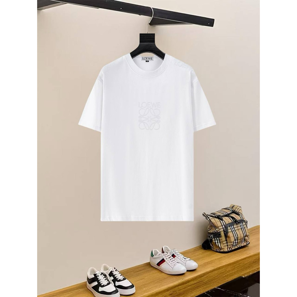 Loewe เสื้อยืด ใส่สบาย เท่ๆ