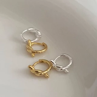 DOLIA [พร้อมส่งจากไทย] ต่างหูห่วงเงินแท้ S925 ต่างหูทรงผูกปม ต่างหูสไตล์เกาหลี ราคาต่อ 1 คู่ A05