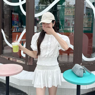 Anya top เสื้อขาวแขนพอง กระดุมจริง ตกแต่งผ้าฉลุ