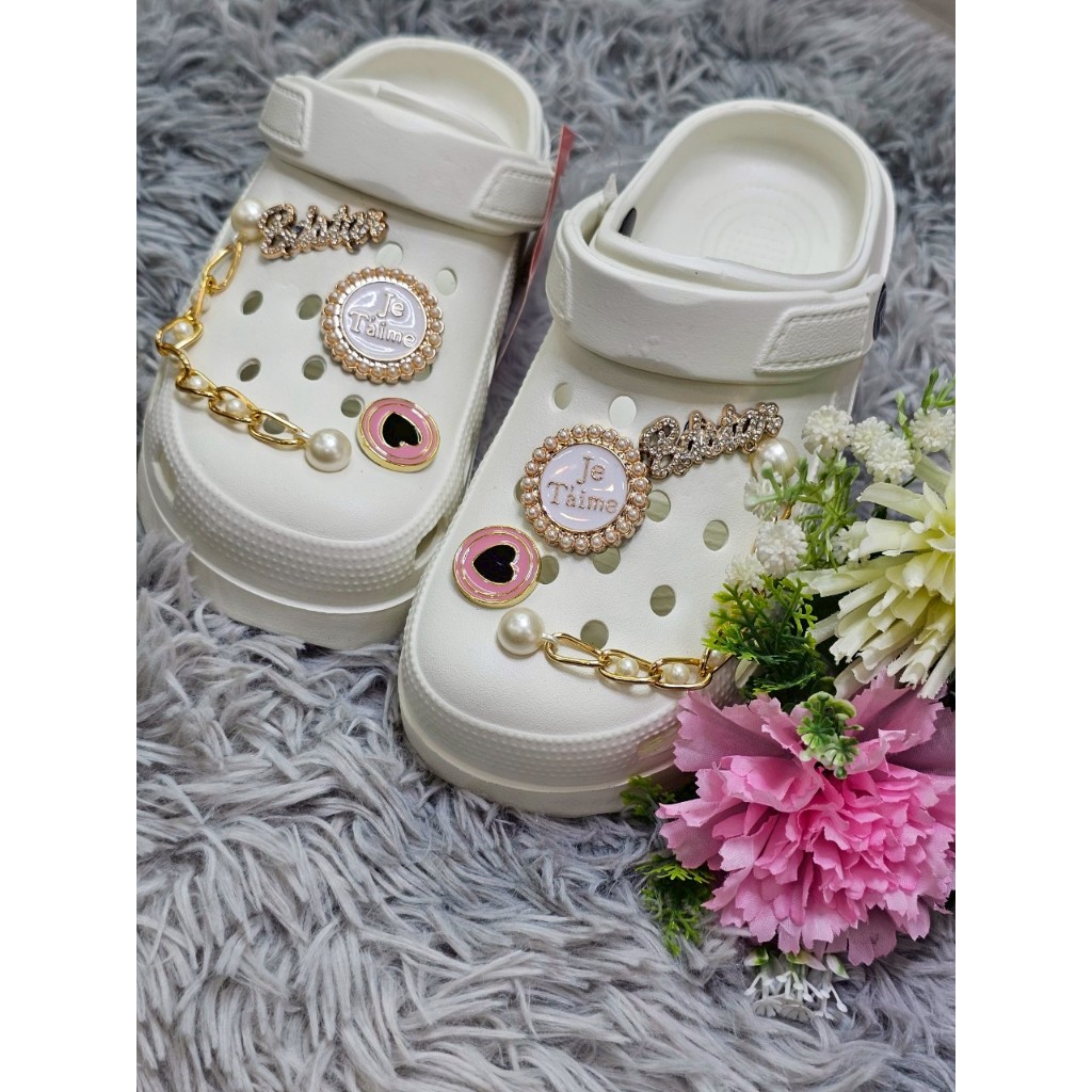 รองเท้าหัวโต Bb Double รุ่น jea Taime สีขาว พร้อมเครื่องประดับ สุดอลังการ