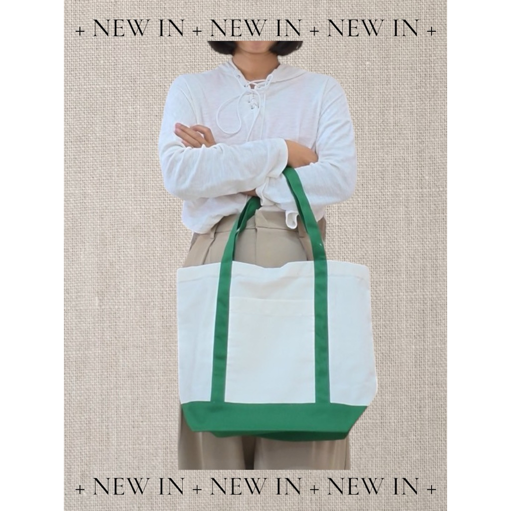 กระเป๋าผ้าเเคนวาส มีกระเป๋าด้านหน้า เเละด้านใน