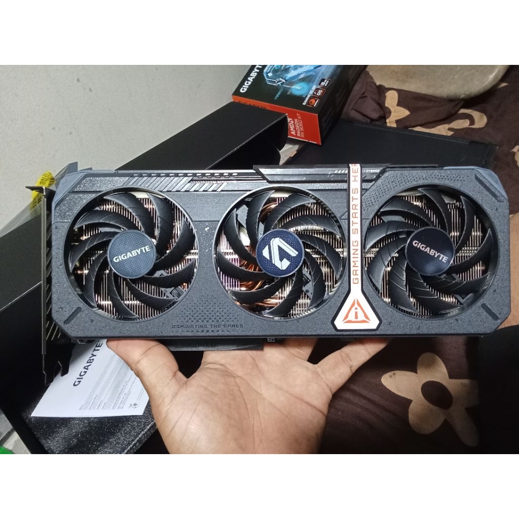 การ์ดจอ 9060XT 16gb มือสอง