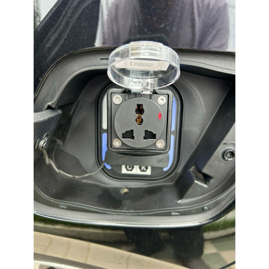 หัวV2L Adapter สำหรับเอาไฟจากรถไฟฟ้ามาใช้งานMG4 CKD DL MG S5 /BYD/NETA/GeelyEX5 สินค้ามีพร้อมส่ง