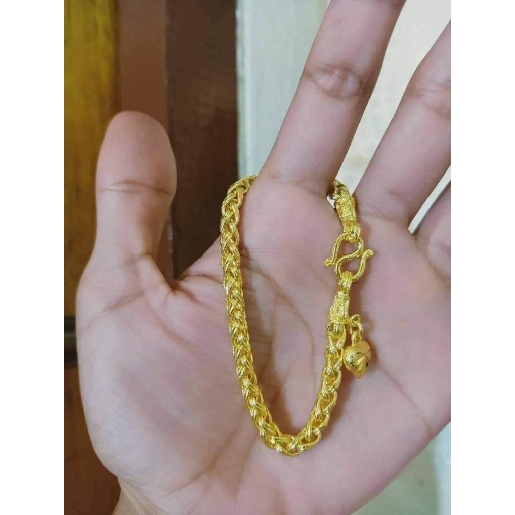 ข้อมือหางกระรอก1บาท ราคา180บาท