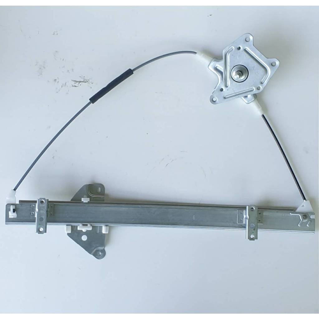เฟืองยกกระจกNISSAN BIG-M TD25 ข้างRH(ขวา) ไต้หวัน อันละ450บาท