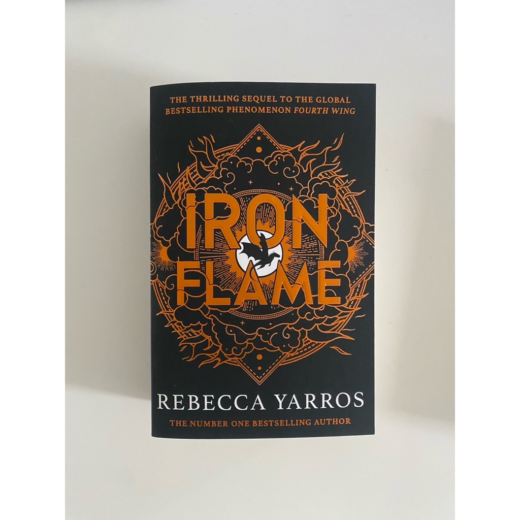 Iron Flame ปกอ่อน ฉบับอังกฤษ