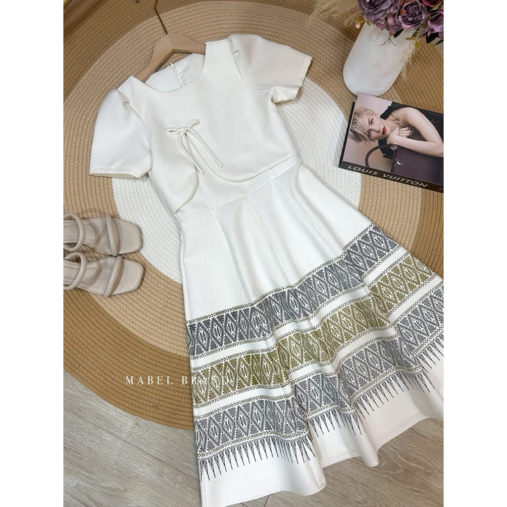 MABEL เดรสทำงาน เดรสผ้าไทย ผ้าทออัดกาว