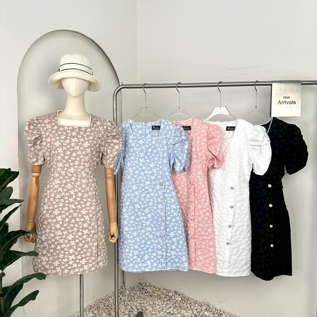 Mook_shop เดรสผ้าลัคชู ทรงคอเหลี่ยมมุกแขนพอง เดรสผู้หญิง