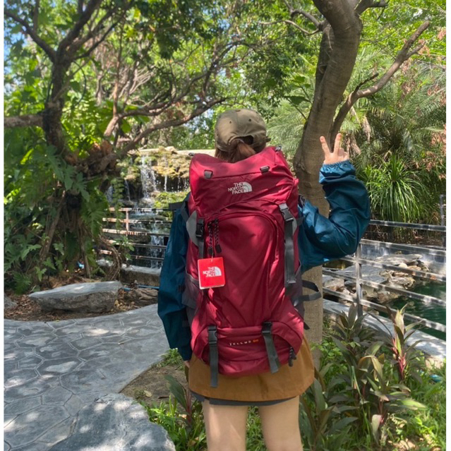 กระเป๋าเดินป่า Columbia 50 60 ลิตร พร้อมส่ง แถมฟรี (Rain cover) The north face