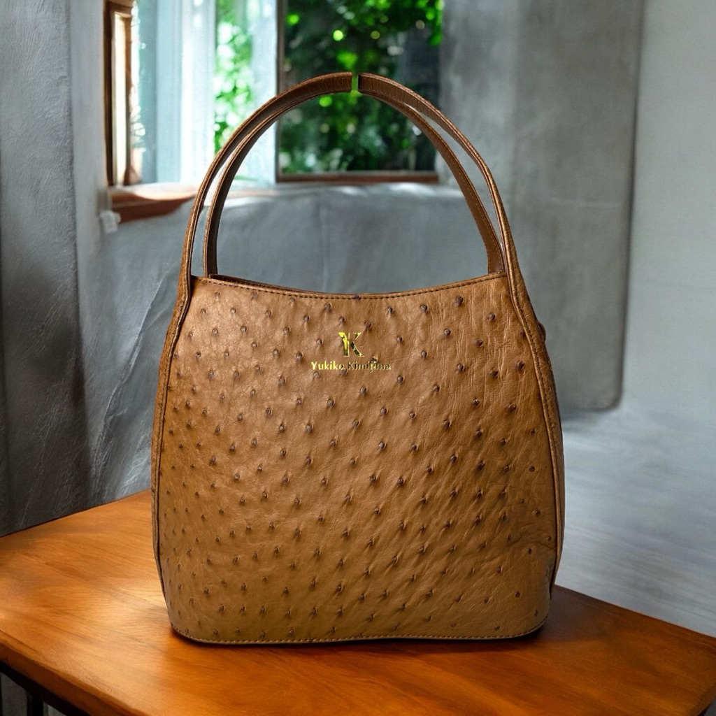 กระเป๋าหนังนกกระจอกเทศแท้  YUKIKO KIMIJIMA