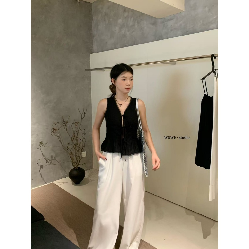 Dolly Chic - เสื้อกล้าม คอวี งานฉลุลูกไม้ ผูกหน้าผ้าคอตตอน คัตติ้งดีมาก สไตล์สาย ฝ - รูปที่ 4