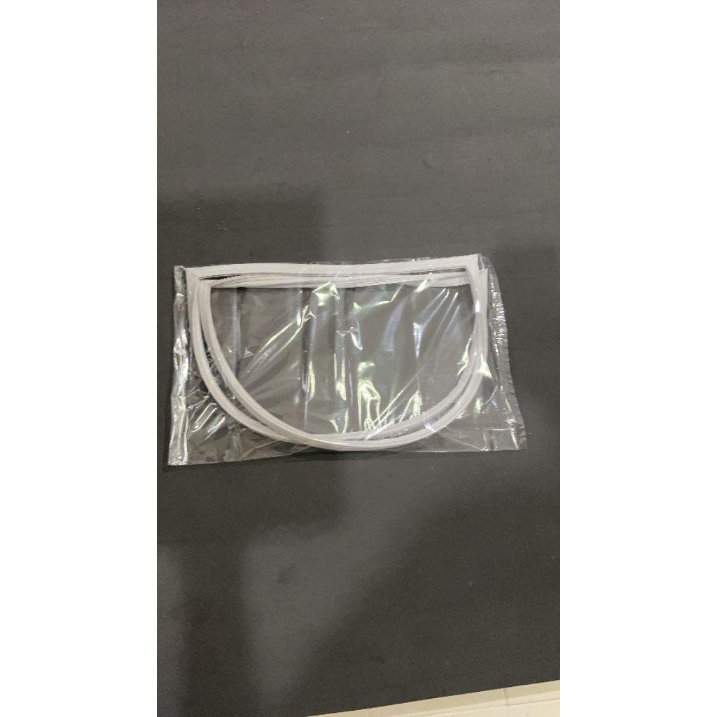ขอบยางตู้เย็นโตชิบารุ่นGR-B149GR-C149GR-D149