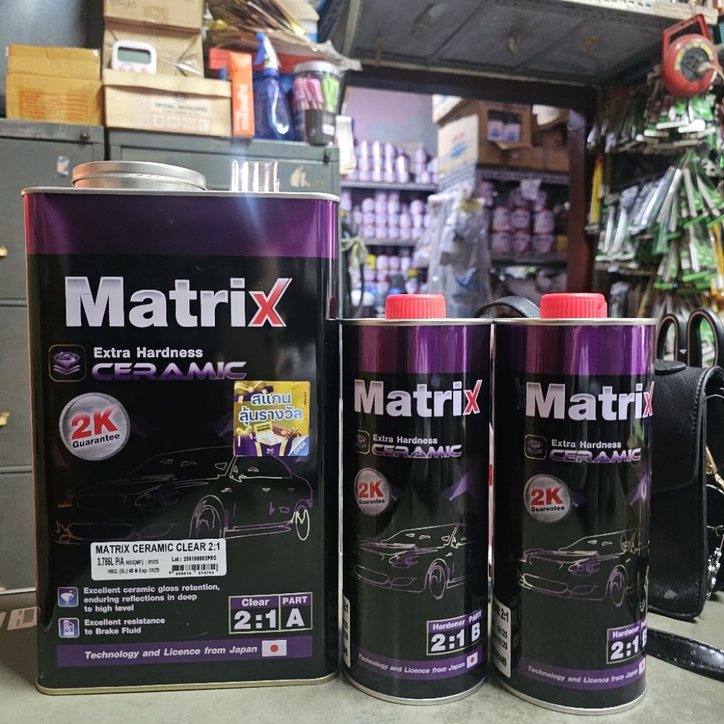 TOA MATRIX แลกเกอร์เซรามิค เงาฉ่ำ เนื้อเยอะ ทนน้ำมันเบรก ให้เนื้อฟิล์มแข็ง ขนาด 3.785 ลิตร