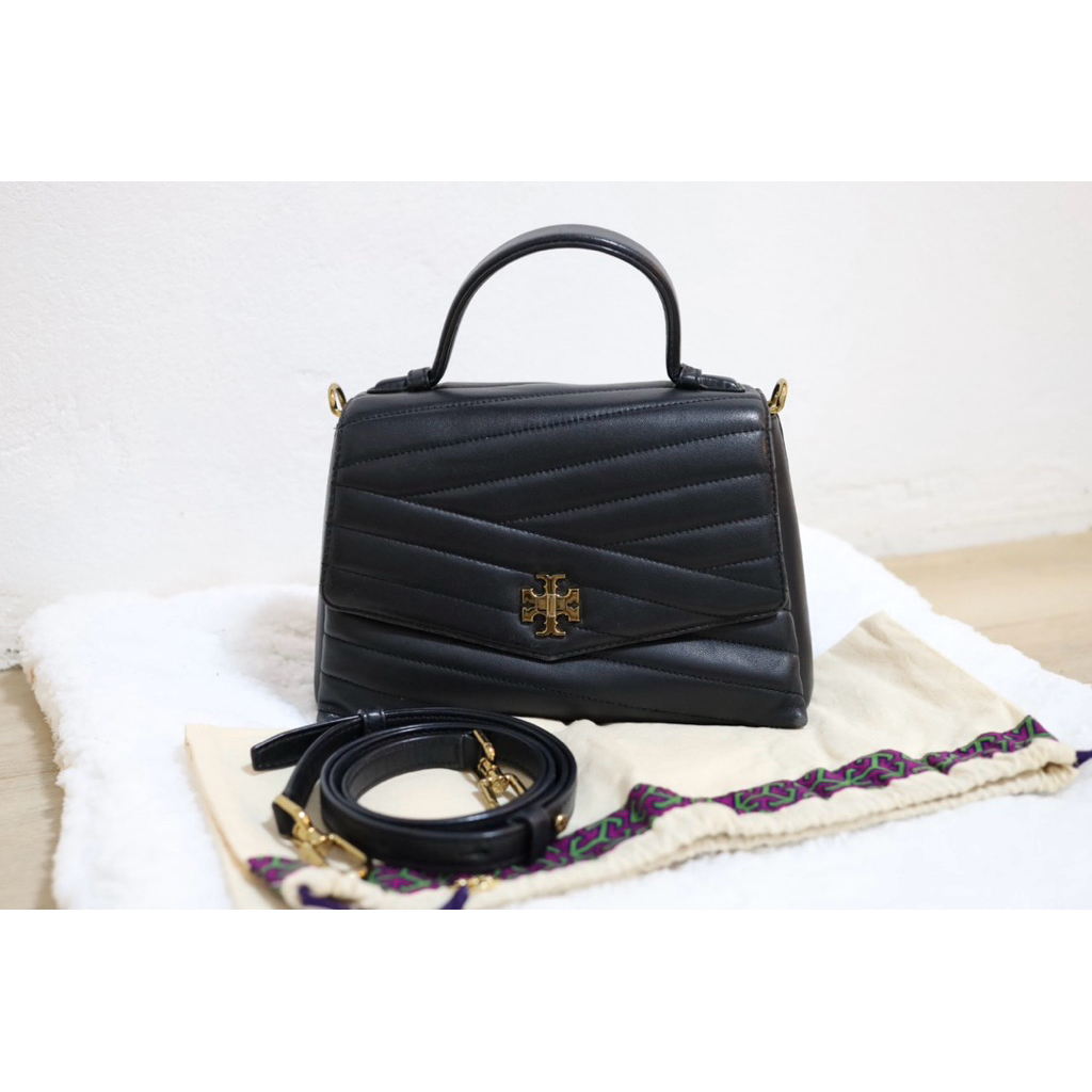 กระเป๋า TORY BURCH แท้ มือสอง รุ่น Kira Chevron Top-handle Satche สภาพดี