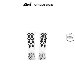 (สินค้าเด็ก) ARI KIDS HEX GRIP CREW SOCKS - ถุงเท้าครึ่งแข้ง เด็ก อาริ HEX GRIP
