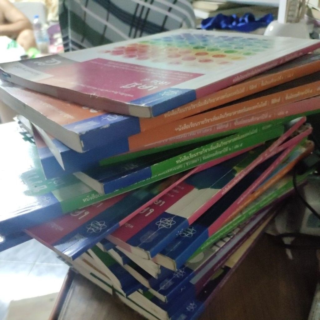 ส่ง 25-26 ส่งต่อ หนังสือสสวท หนังสือเตรียมสอบ tcas dek69 หนังสือมือสอง คณิตศาสตร์ ชีววิทยา ฟิสิกส์ เ