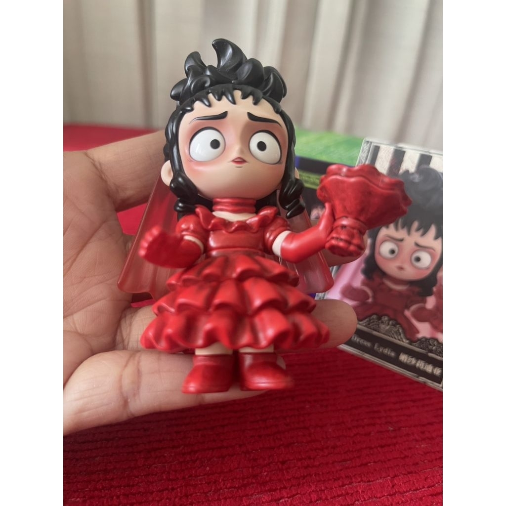 ปล่อยจุ่ม Beetle Juice Series Figures ตัว Secret | Lydia