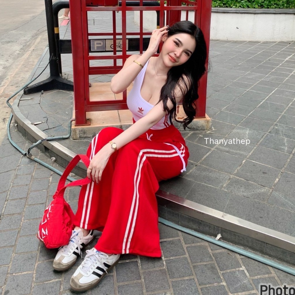 🔥🔥#สินค้าขายดี🔥🔥 #สินค้านำเข้า 🇨🇳🎏🎎 เซต เสื้อและเกง ✔️รุ่น 👉 ro 989👈 แฟชั่นสุดฮิต