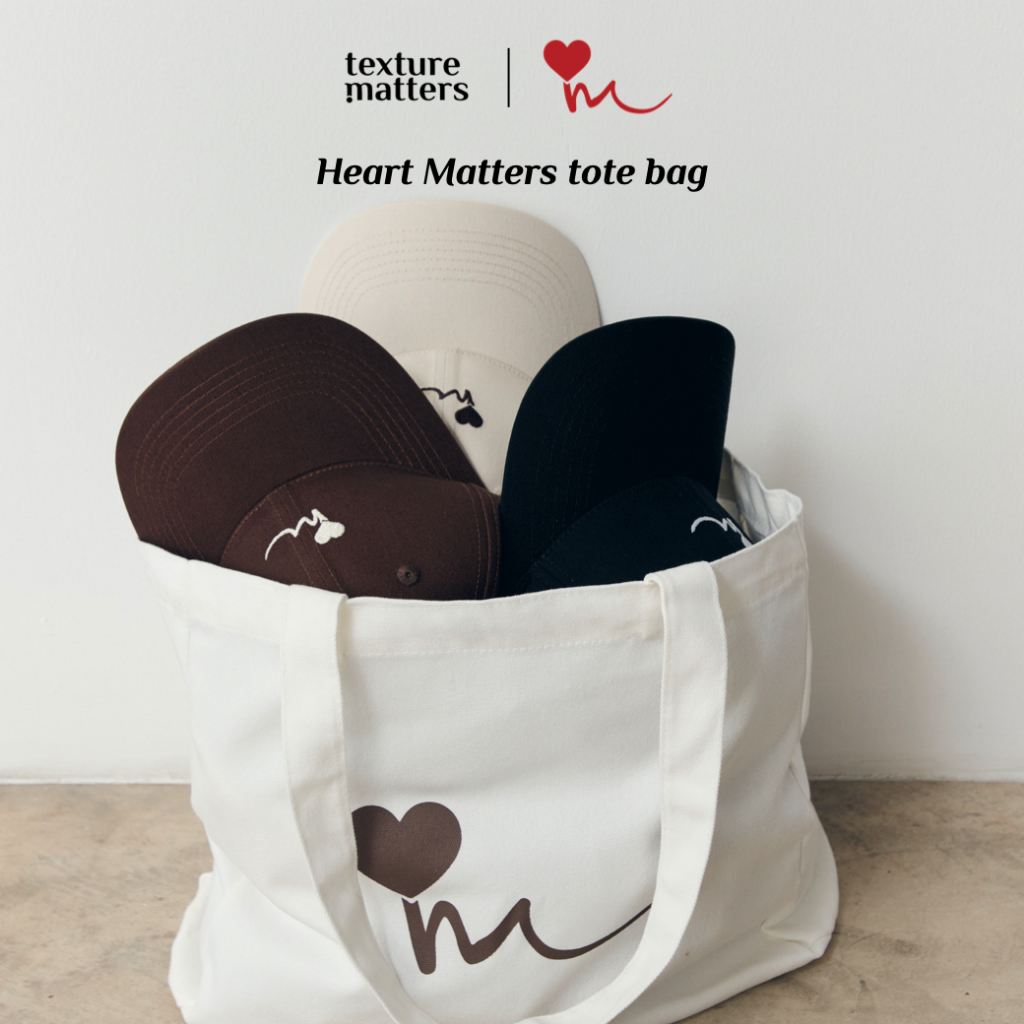 Texture Matters | Heart Matters Tote Bag กระเป๋าผ้าสุดเก๋ ดีไซน์ Heart Matters น้ำหนักเบา ใส่ของได้ง