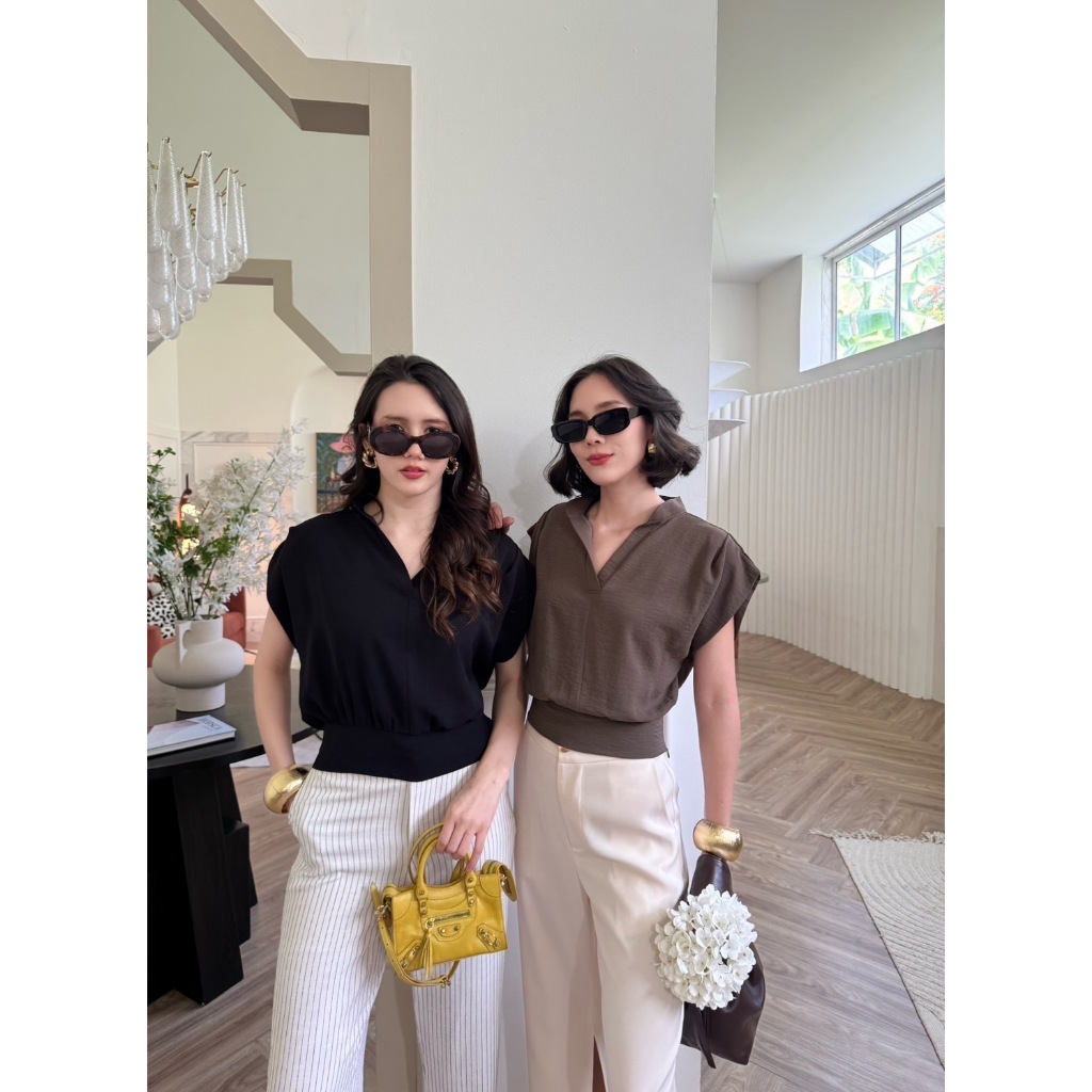 colourblockmatter - Jenna Top เสื้อคอวีมี 4 สี