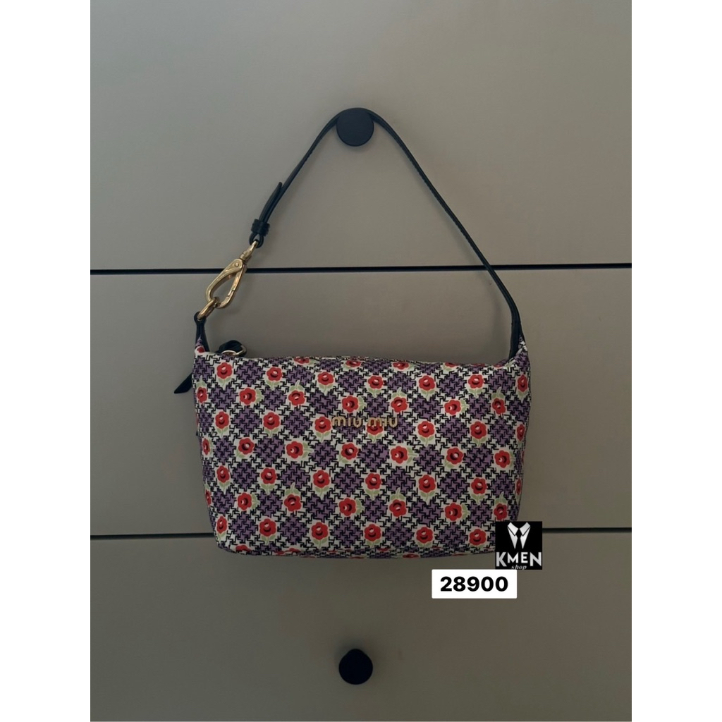 New  กระเป๋า Miumiu  พร้อมส่ง