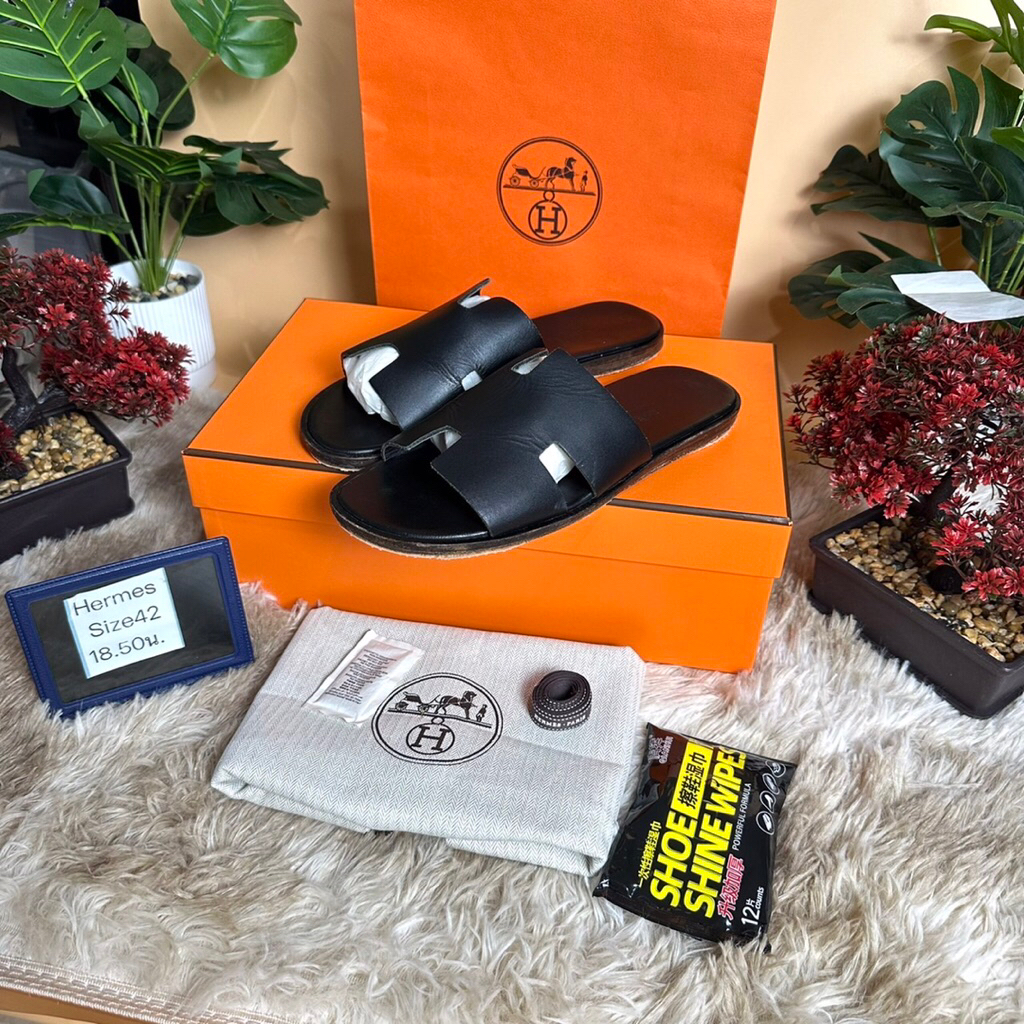 ❤️🙏🏻Used Like New Izmir sandal Size42 เหมาะเท้า 26.5- 27CM สภาพเดิมๆเลยครับ ไม่มีเก็บสี ไม่มีทำสี