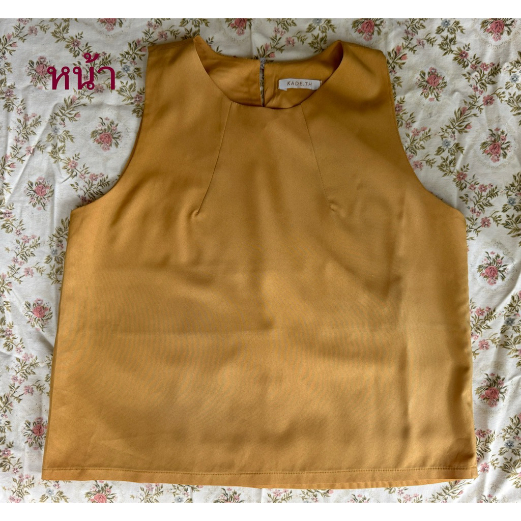 KADE.THเสื้อคอกลมแขนกุดใส่ทำงาน Free Size กระดุมหลัง(มือสอง)💛สีเหลืองมัสตาร์ด
