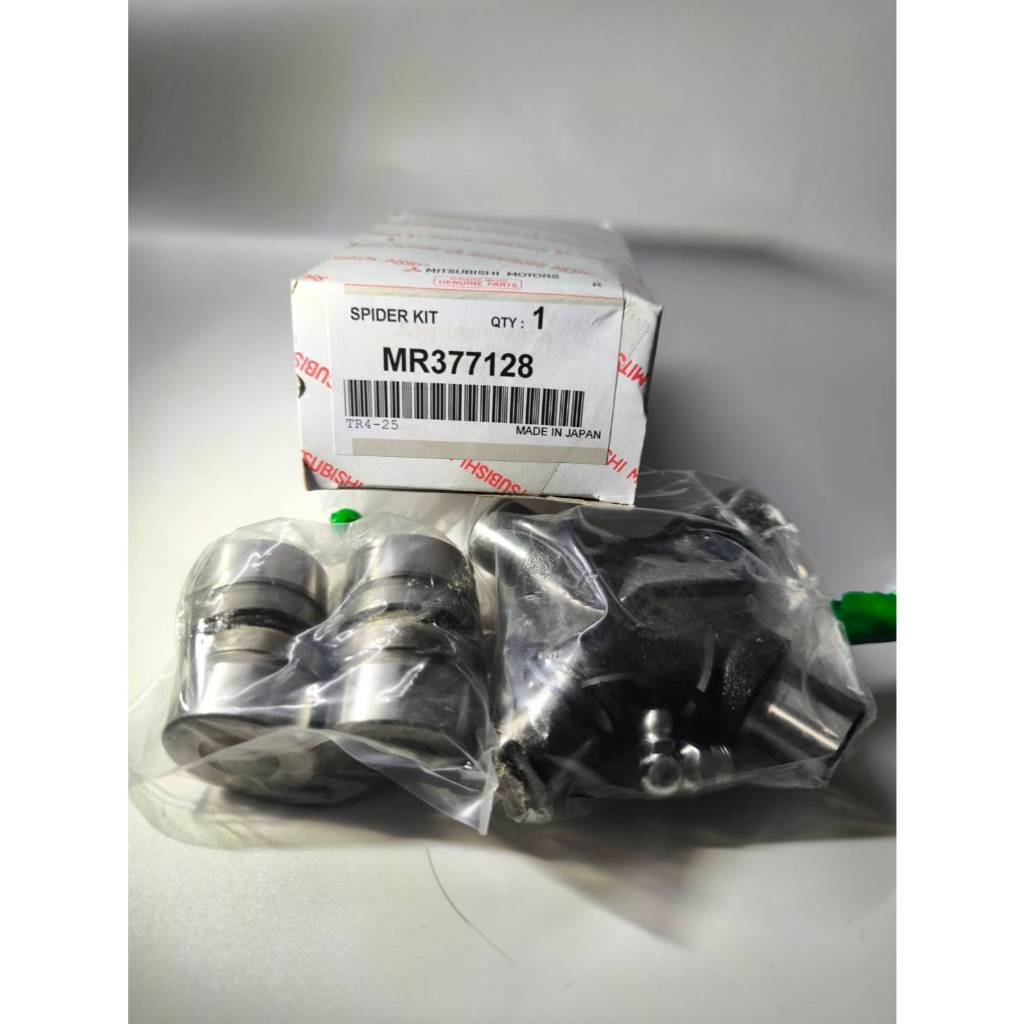 ยอยเพลากลาง Mitsubishi Triton 4WD / Triton PLUS แท้ MR377128