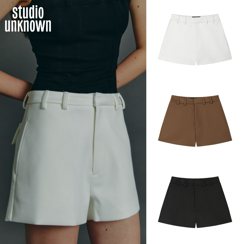 STUDIO UNKNOWN - Barrett Shorts กางเกงขาสั้น กระเป๋าด้านหลังมีฝา